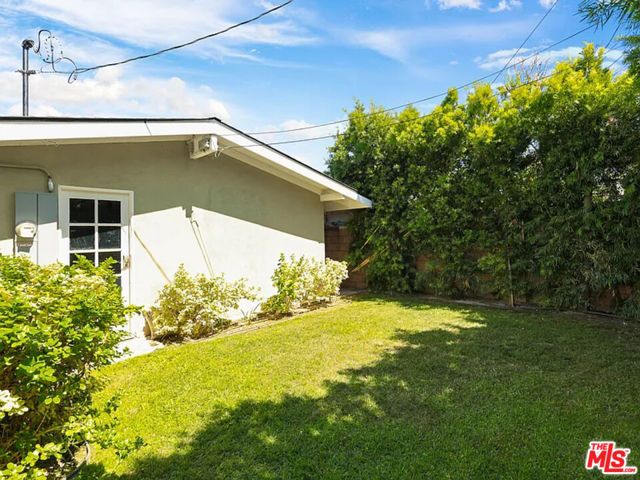 526 N Emerald Drive, Orange, CA 92868