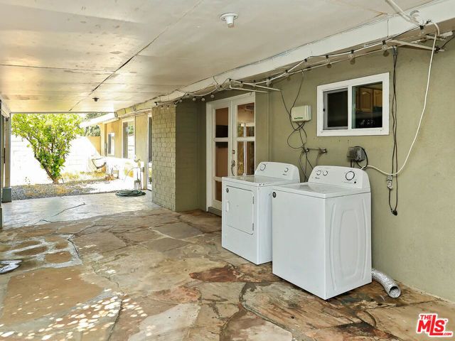 526 N Emerald Drive, Orange, CA 92868