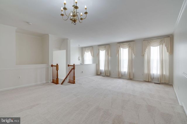 5136 BALLYCASTLE CIR, Alexandria, VA 22315