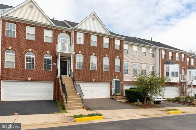 5136 BALLYCASTLE CIR, Alexandria, VA 22315