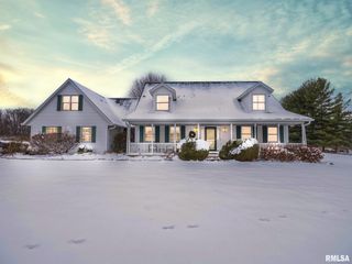 1440 SCHOOL Street, Washington, IL 61571