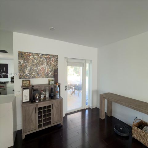 11030 SW 42nd Ct, Davie, FL 33328