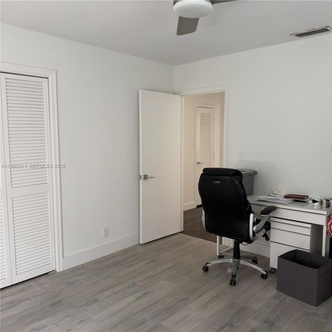 11030 SW 42nd Ct, Davie, FL 33328