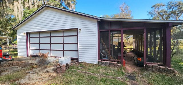 4566 Church St, Milton, FL 32583