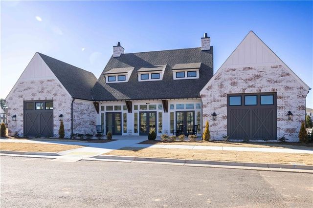 1020 Eastman Court, Hoschton, GA 30548