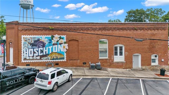 1020 Eastman Court, Hoschton, GA 30548