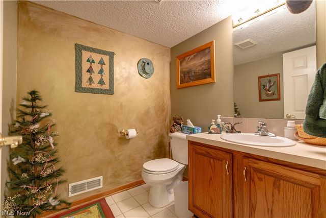 4381 Golden Eagle Road NW, Massillon, OH 44646