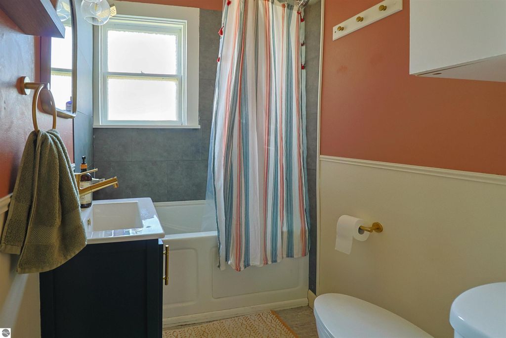 Image 12 of property listing at 364 S Chippewa Street, Shepherd, MI 48883