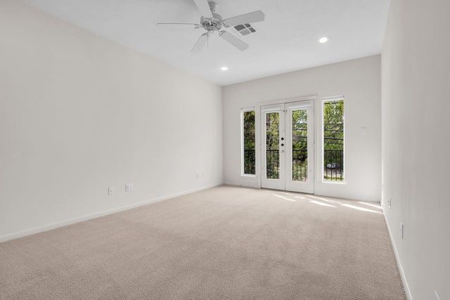 5329 Mcculloch Circle, Houston, TX 77056