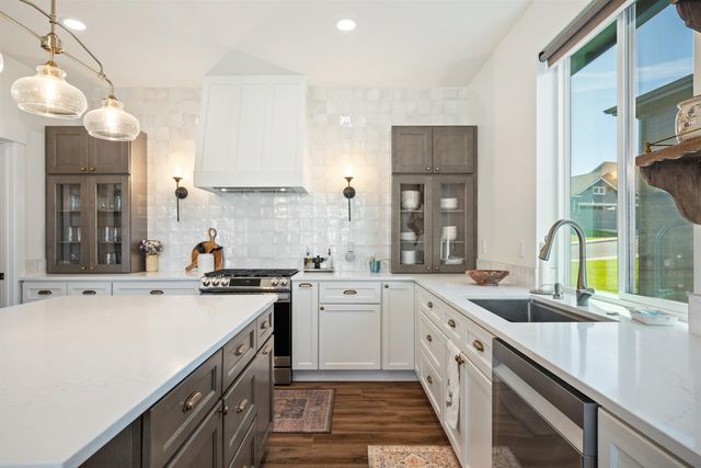 7133 E Beverly Ave, Spokane Valley, WA 99212