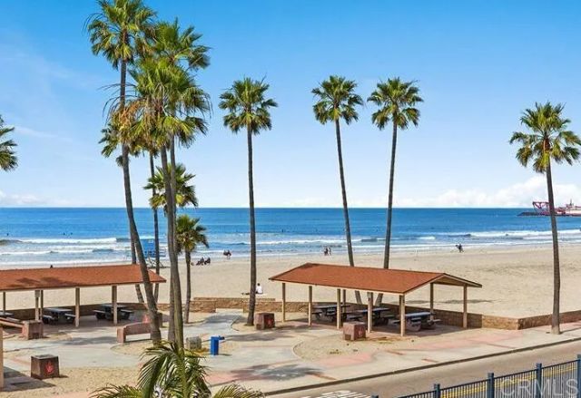 1202 N Pacific St 315A, Oceanside, CA 92054