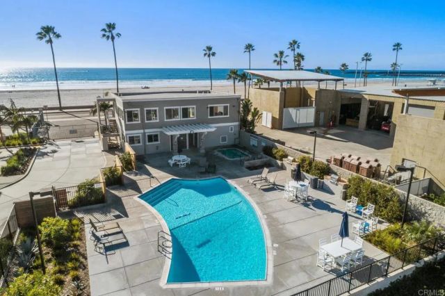 1202 N Pacific St 315A, Oceanside, CA 92054