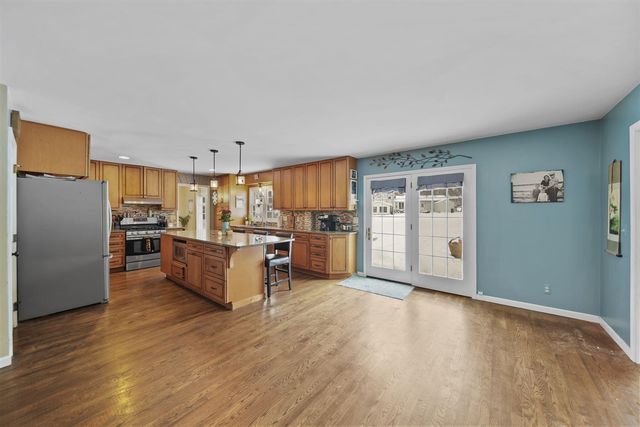 520 Meadowbrook Drive, Adrian, MI 49221