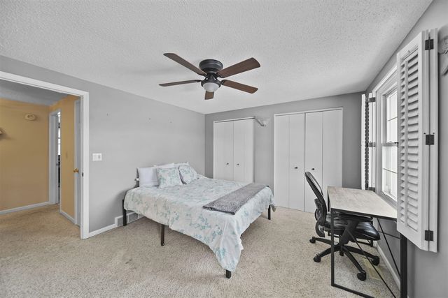 520 Meadowbrook Drive, Adrian, MI 49221