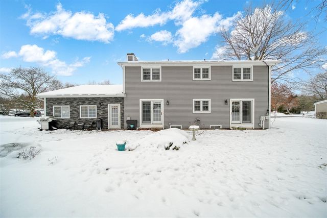 520 Meadowbrook Drive, Adrian, MI 49221