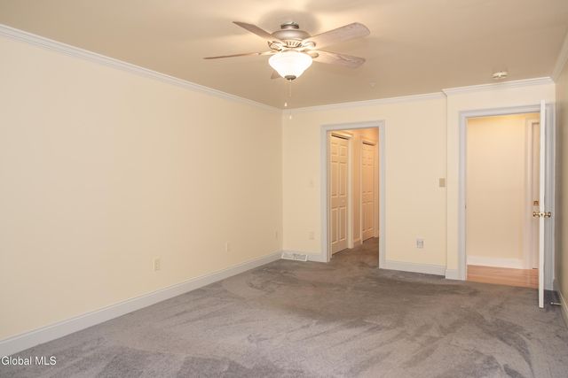 2370 Nott St E, Niskayuna, NY 12309