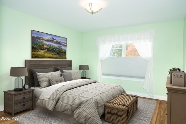 2370 Nott St E, Niskayuna, NY 12309