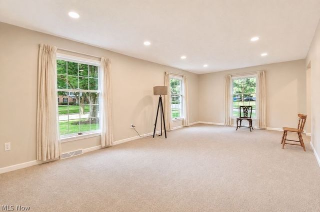 9237 Creekwood Drive, Mentor, OH 44060