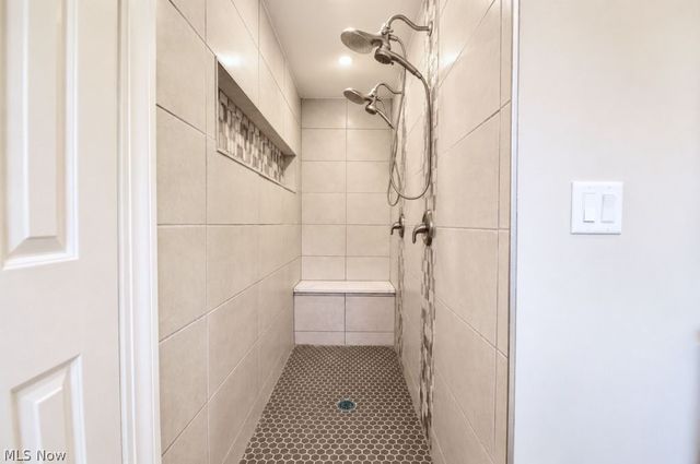 9237 Creekwood Drive, Mentor, OH 44060