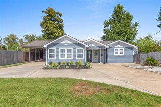 1036 1/2 Ann Street, Westlake, LA 70669