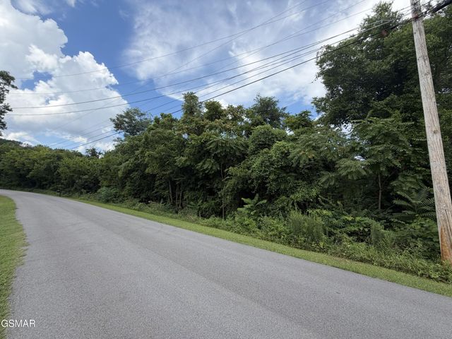 16 Sunrise Boulevard, Kodak, TN 37764