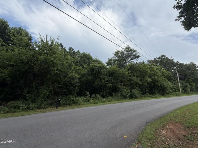 16 Sunrise Boulevard, Kodak, TN 37764