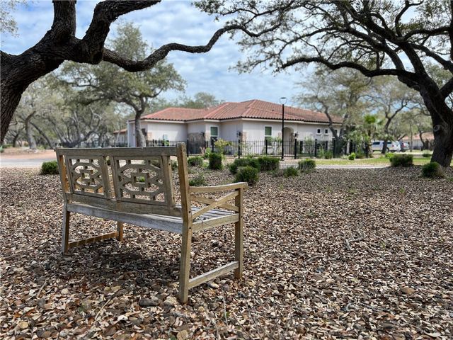 2210 Royal Oaks, Fulton, TX 78358