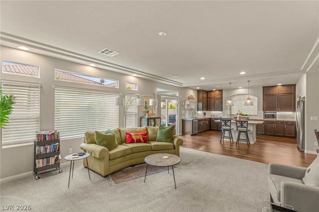 10592 Aphrodite Street, Las Vegas, NV 89183