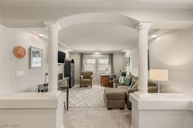 10592 Aphrodite Street, Las Vegas, NV 89183