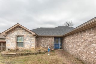 3004 N 26th Street, Fort Smith, AR 72904