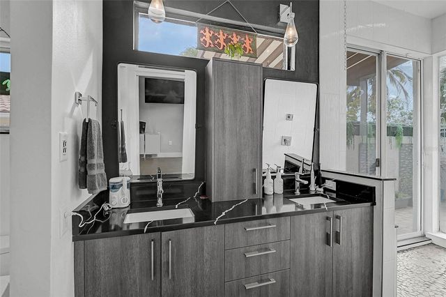 4508 WOODSIDE ROAD, Sarasota, FL 34242