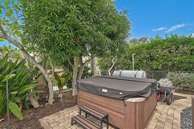 4508 WOODSIDE ROAD, Sarasota, FL 34242