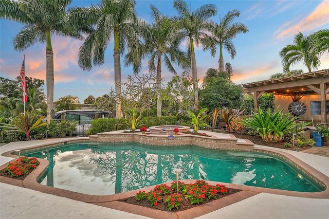 4508 WOODSIDE ROAD, Sarasota, FL 34242