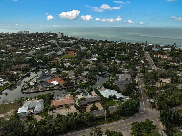 4508 WOODSIDE ROAD, Sarasota, FL 34242