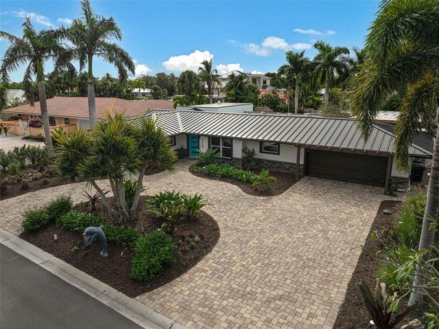 4508 WOODSIDE ROAD, Sarasota, FL 34242