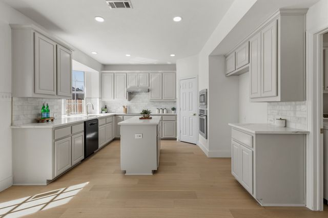 2724 Edgebrook Court, Keller, TX 76248