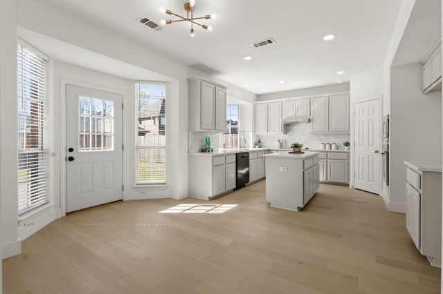 2724 Edgebrook Court, Keller, TX 76248