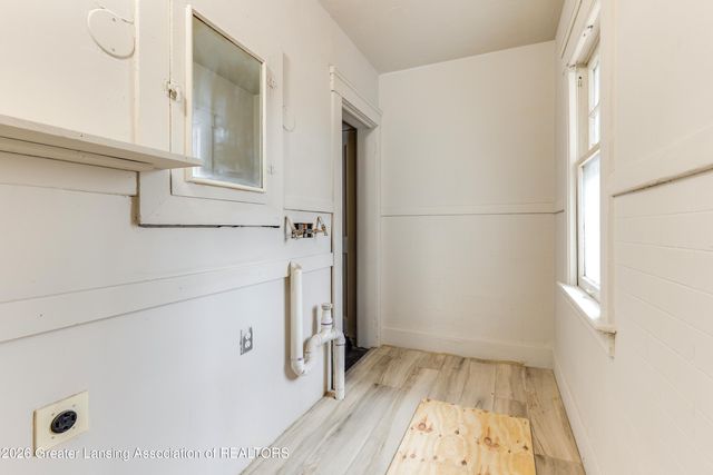 619 Shepard Street, Lansing, MI 48912