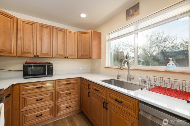 2012 E Belair Drive, Mount Vernon, WA 98273