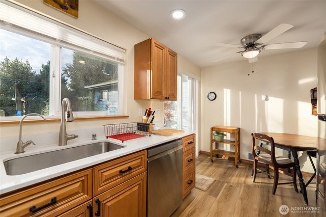 2012 E Belair Drive, Mount Vernon, WA 98273