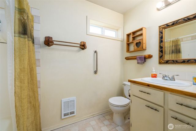 2012 E Belair Drive, Mount Vernon, WA 98273