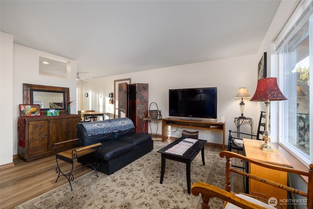 2012 E Belair Drive, Mount Vernon, WA 98273