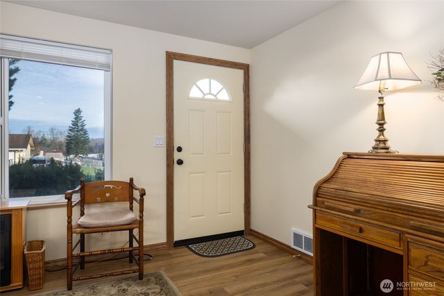 2012 E Belair Drive, Mount Vernon, WA 98273