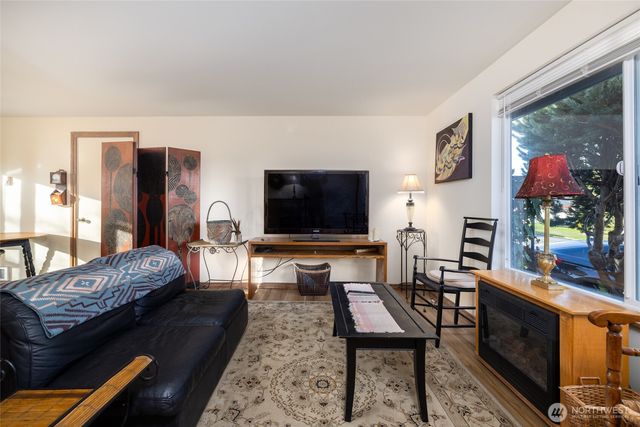 2012 E Belair Drive, Mount Vernon, WA 98273