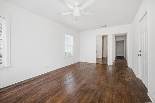 208 Frost, San Antonio, TX 78201