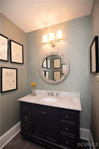 908 High St, Farmville, VA 23901