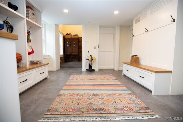 908 High St, Farmville, VA 23901