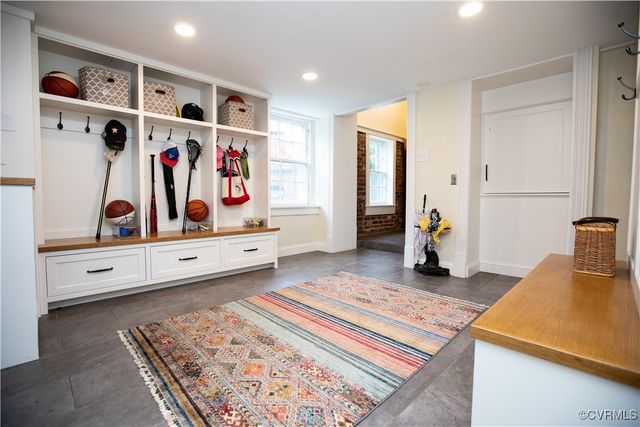 908 High St, Farmville, VA 23901