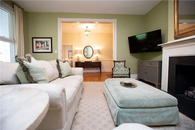 908 High St, Farmville, VA 23901