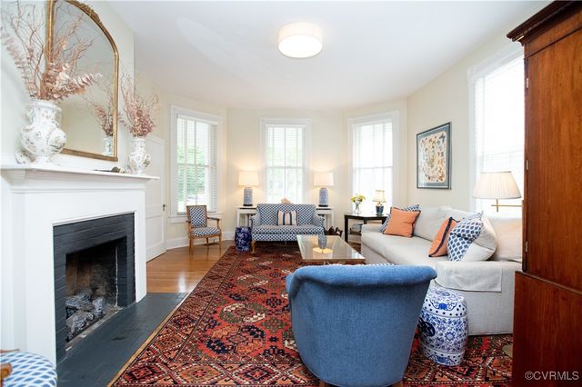 908 High St, Farmville, VA 23901